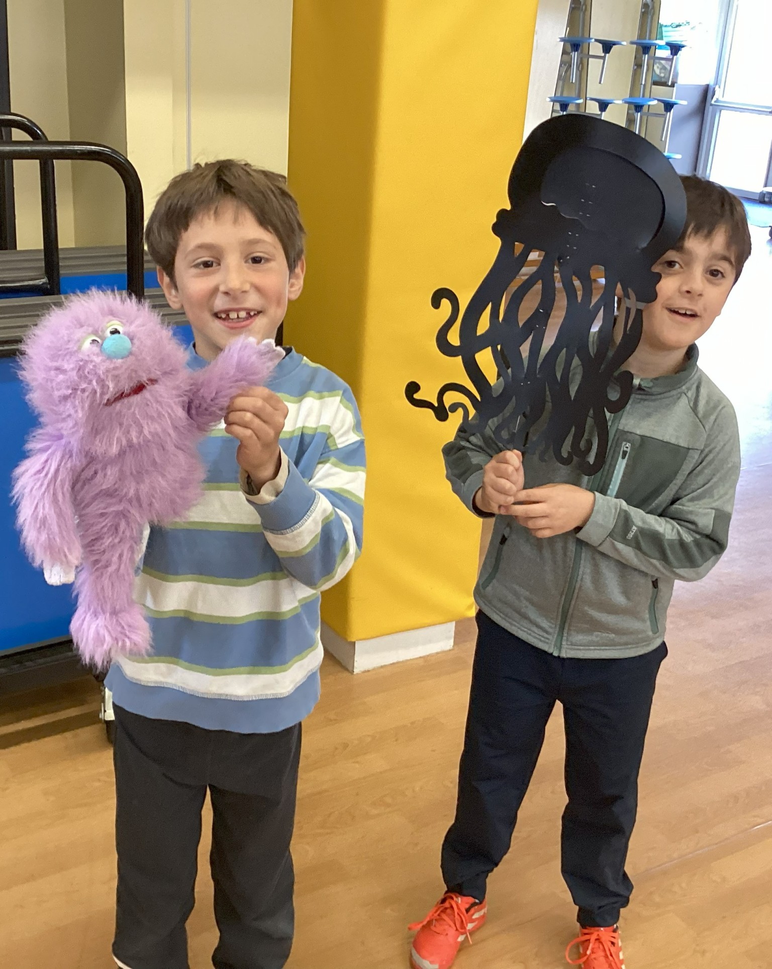Puppets Here! 