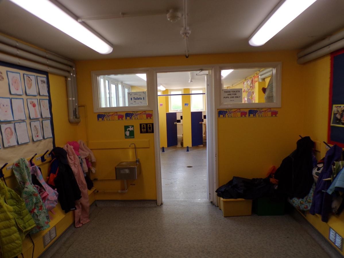 Reception have their own toilets just across from the classrooms. You can go to the toilet whenever you need to - just tell a grown-up. 