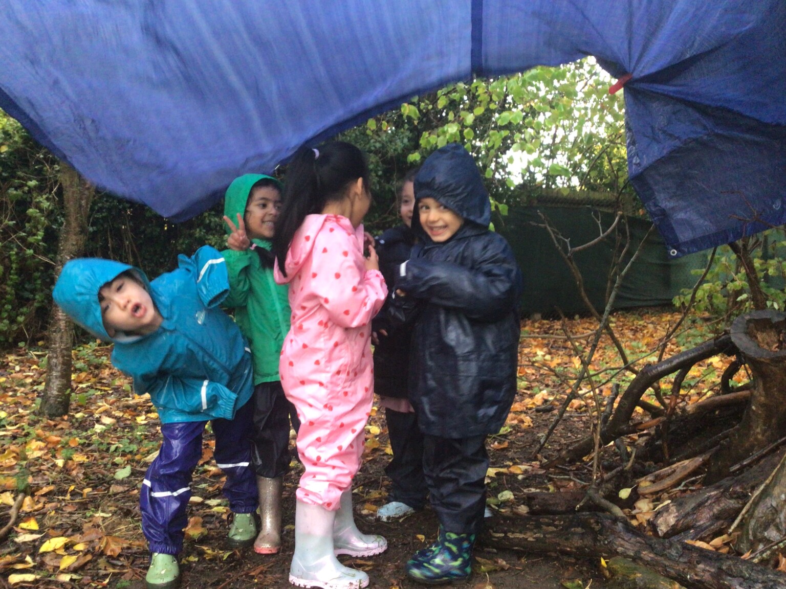 Den building in EYFS