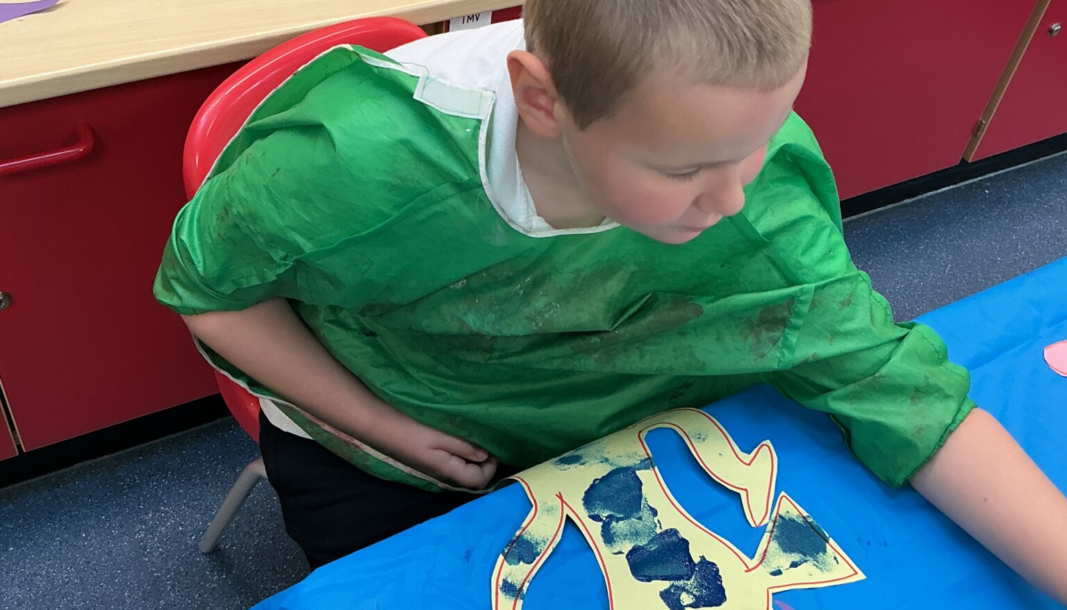 painting aliens