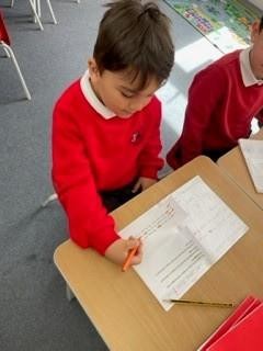 Sound hunting in phonics.