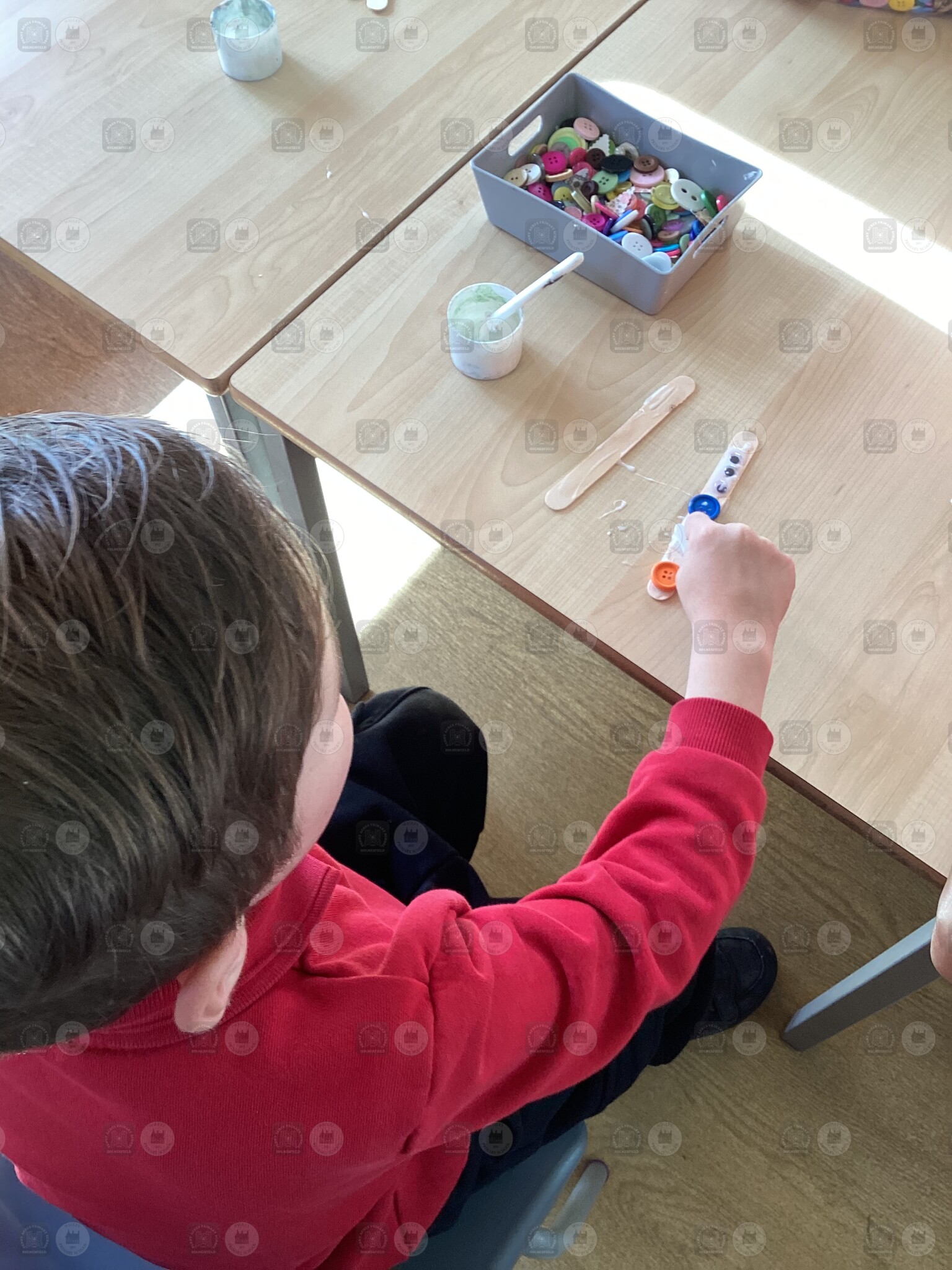 We made shakers, tactile sticks and smelly bottles.
