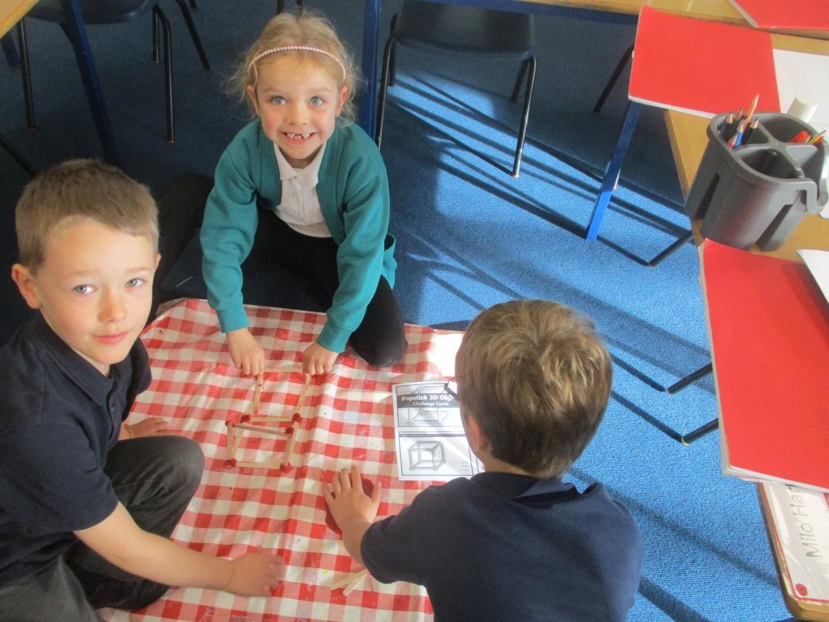 Identifying 3D shapes