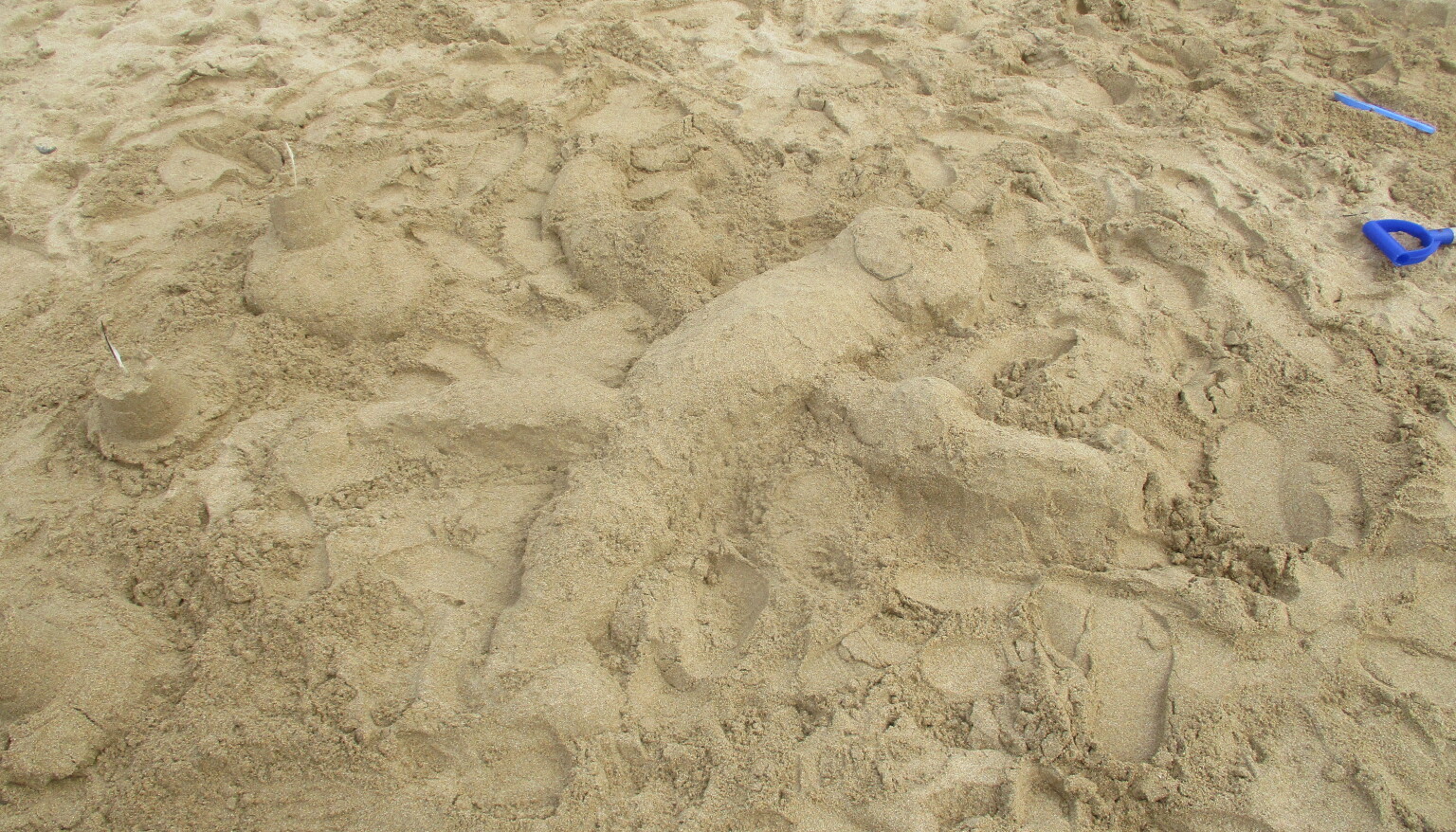 Gorilla sculpture inspired by Anthony Browne