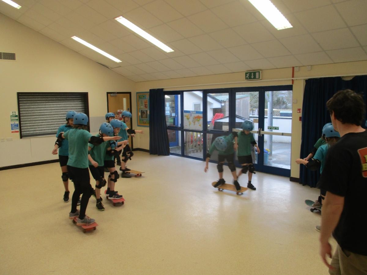 Scooter and skateboarding 