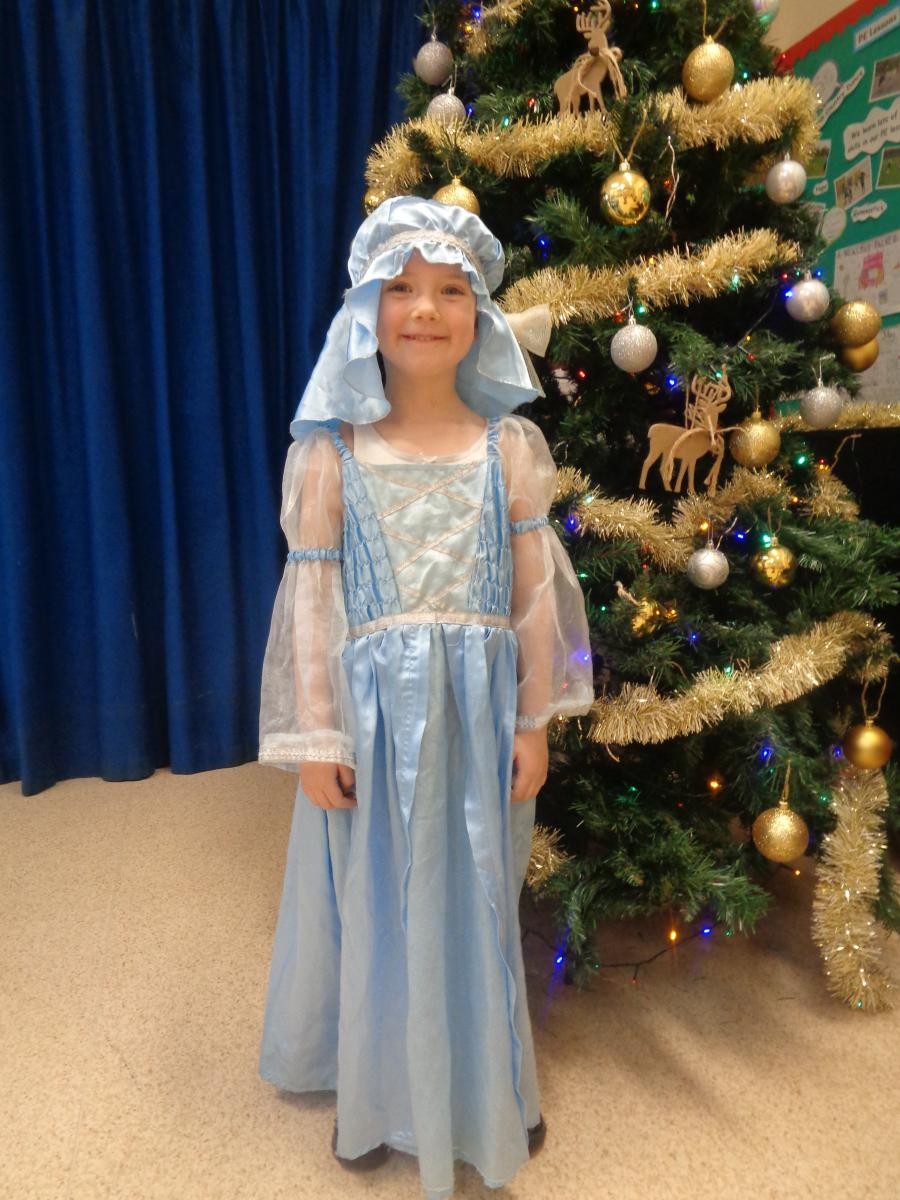 Sophie was Mary in the Nativity and was great at her lines and looking after baby Jesus.