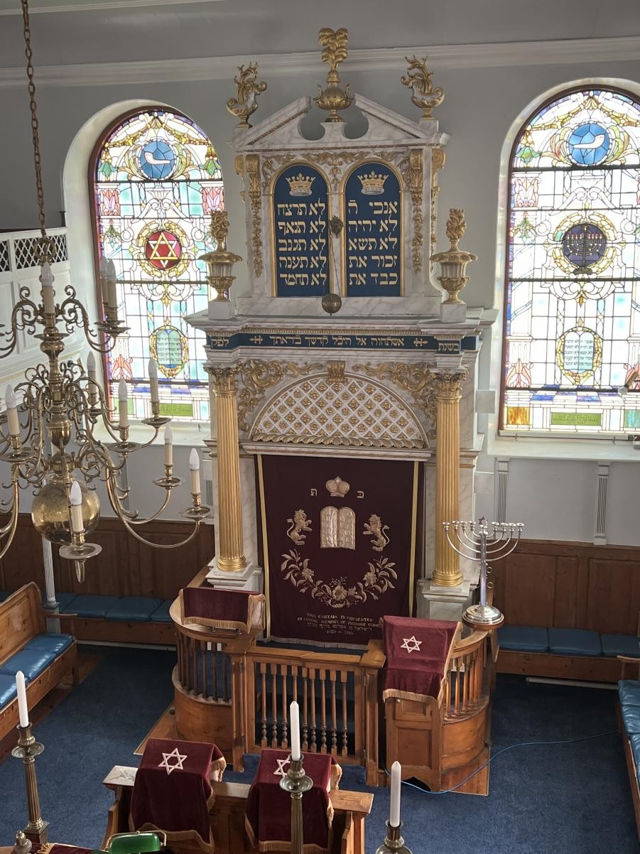 Whole school visit to the Synagogue in Plymouth