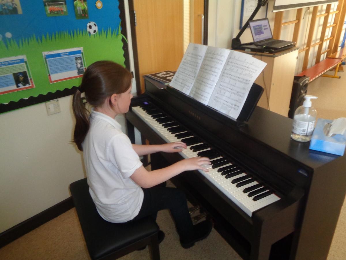 Eloise played Elton John's I'm Still Standing