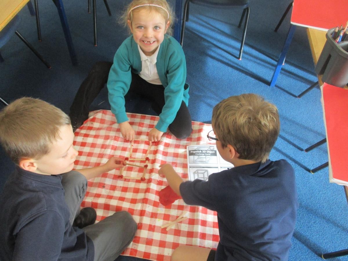 Identifying 3D shapes