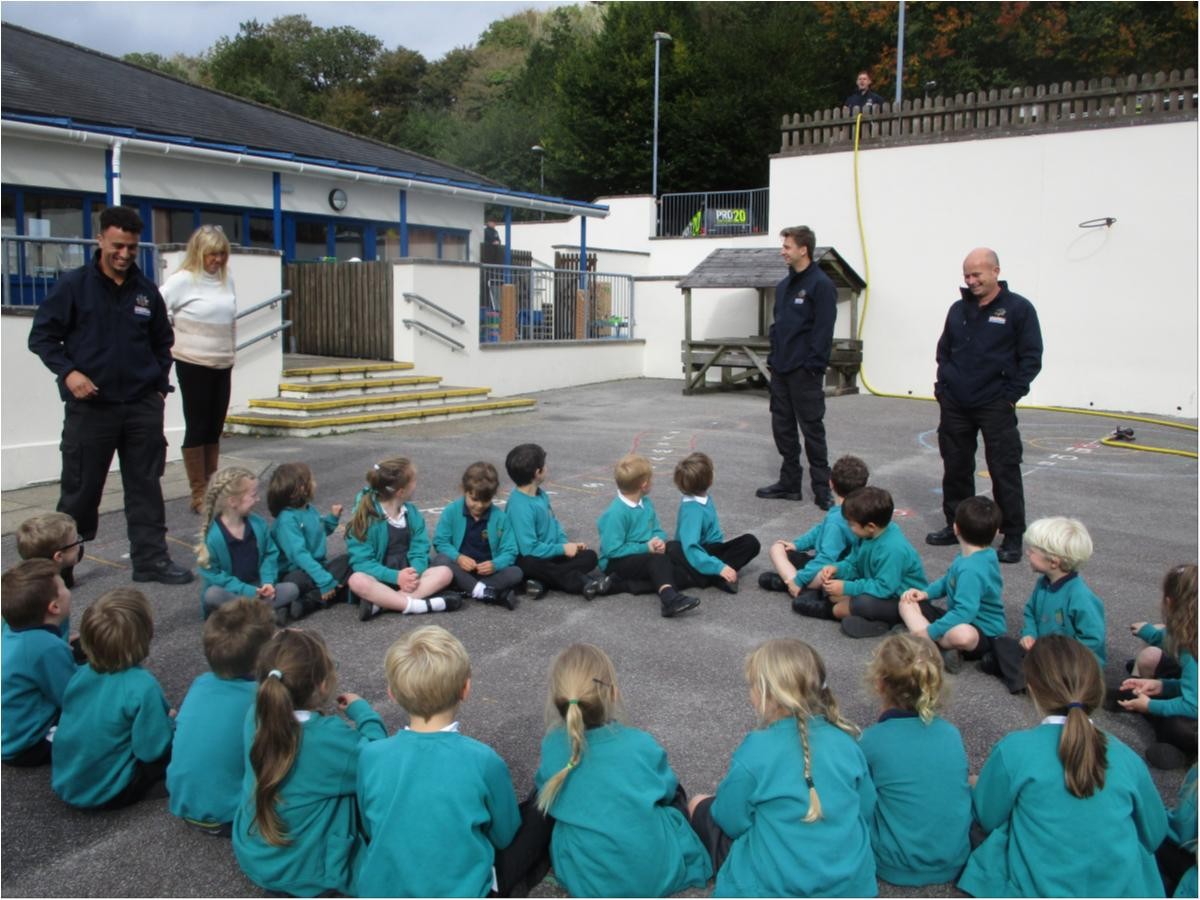 Firemen from Liskeard Fire Station came to talk to us about fire safety and the history of the Great Fire of London.
