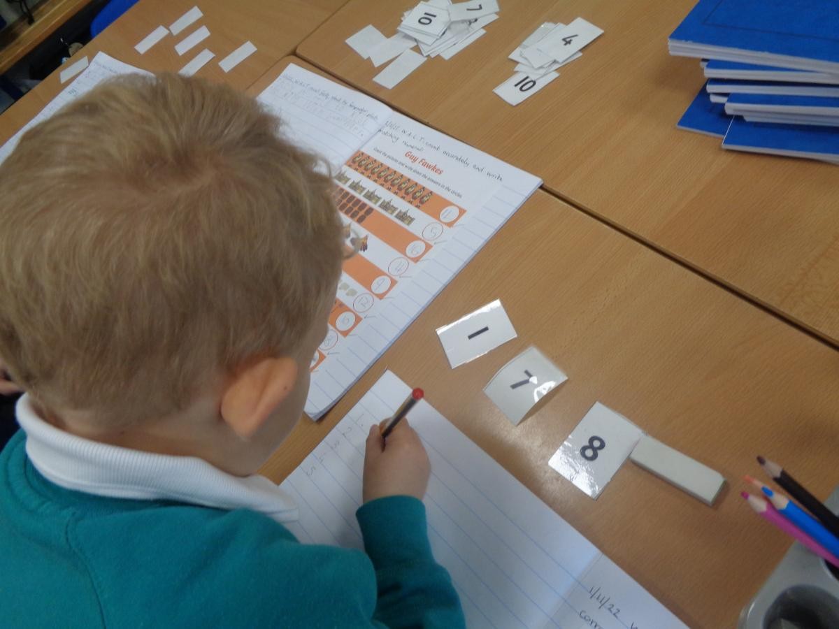 Choose three numbers then put them in order.