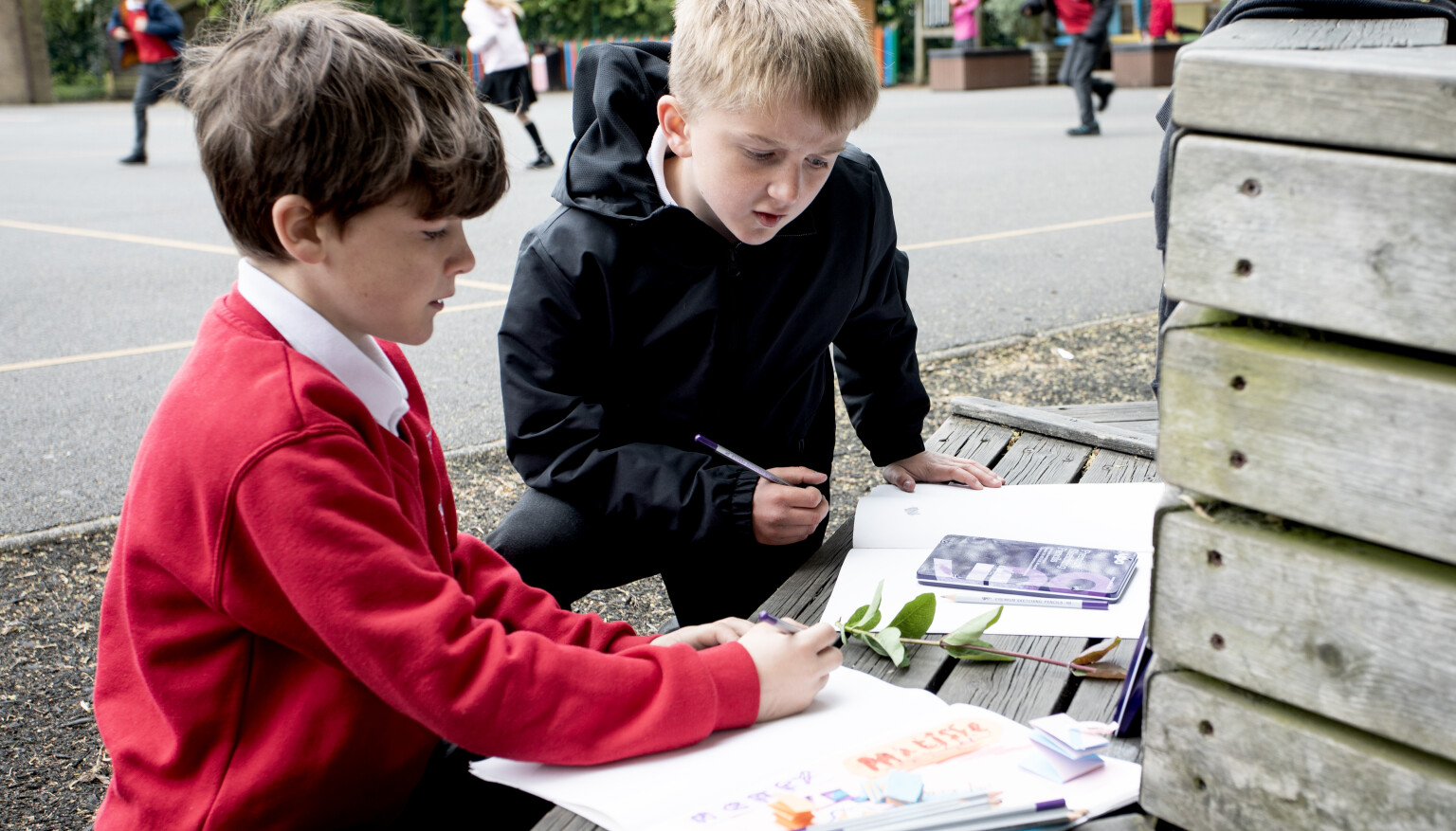 Year 4 outdoor sketching