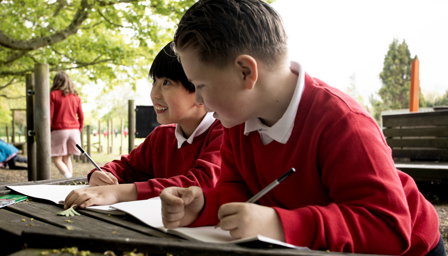Year 4 outdoor art lesson