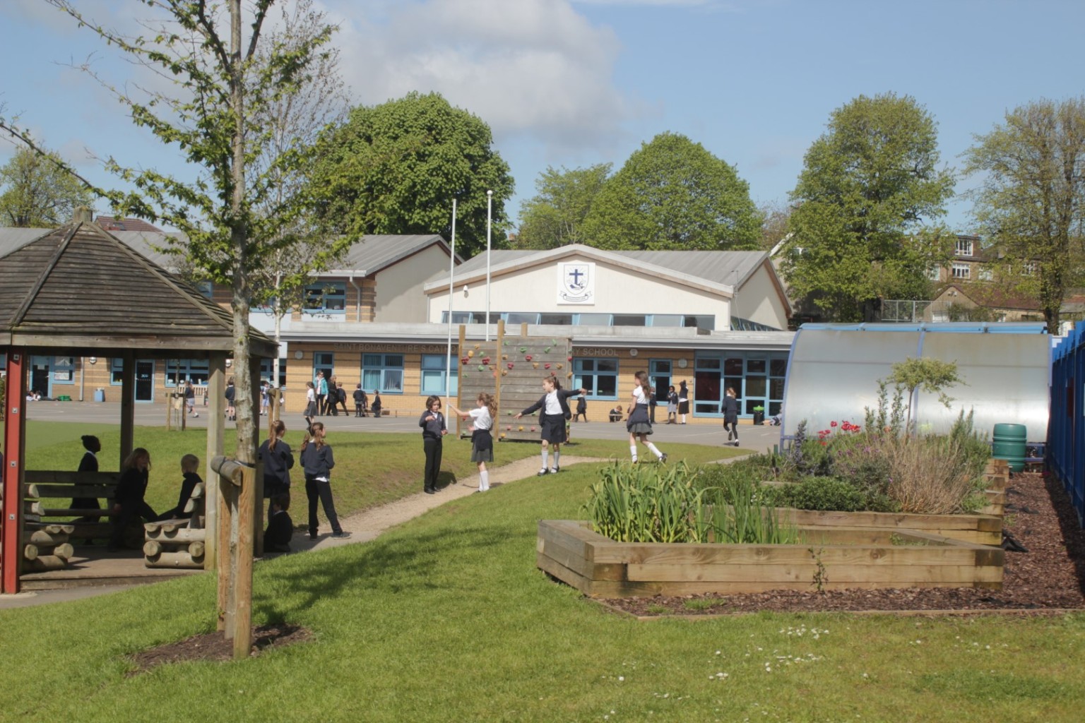 School with outdoor area