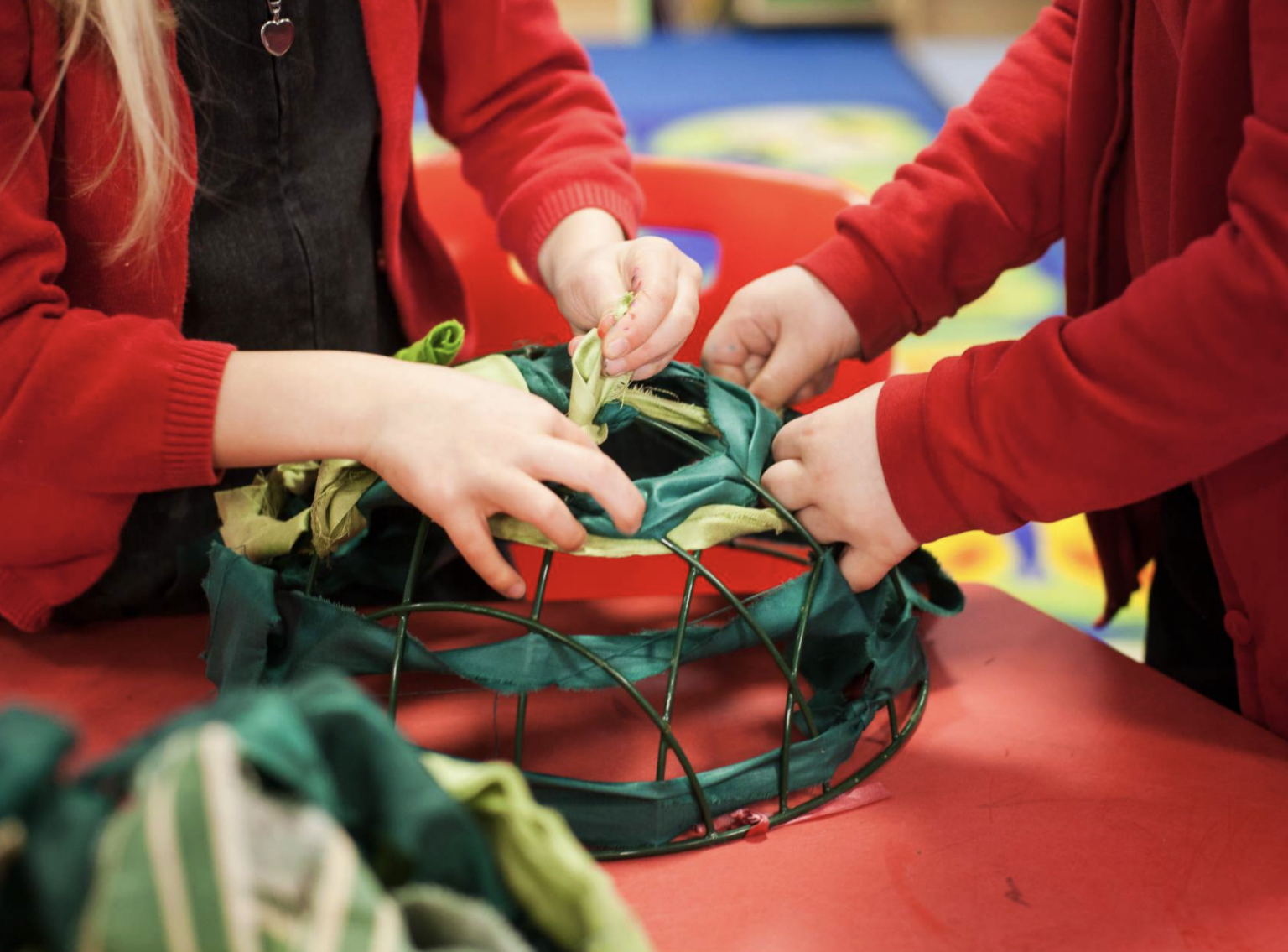 Pupils weaving