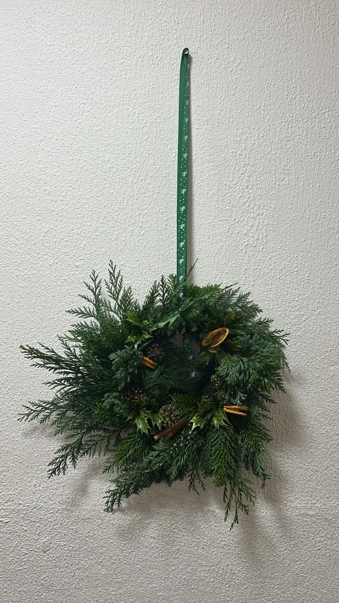 Christmas wreath-making workshop