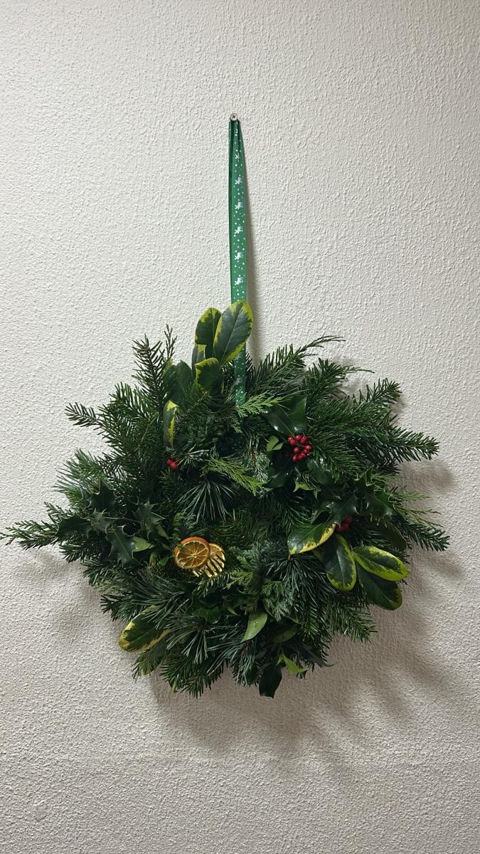 Christmas wreath-making workshop