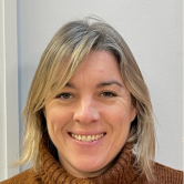 Mrs Lisa  Hedley