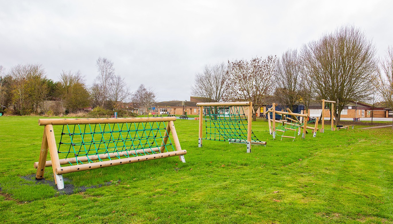 LEFT 1 - Trim Trail B (& fields)