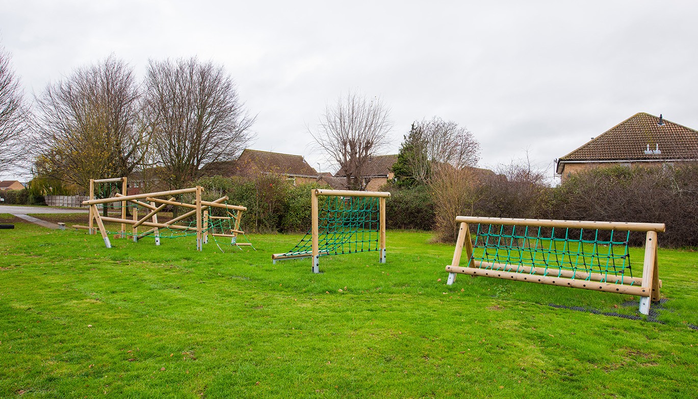 LEFT 2 - Trim Trail A