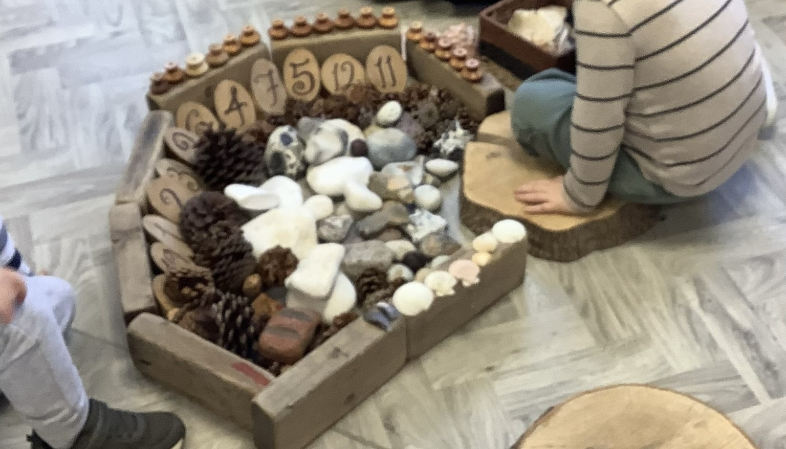 Loose parts play