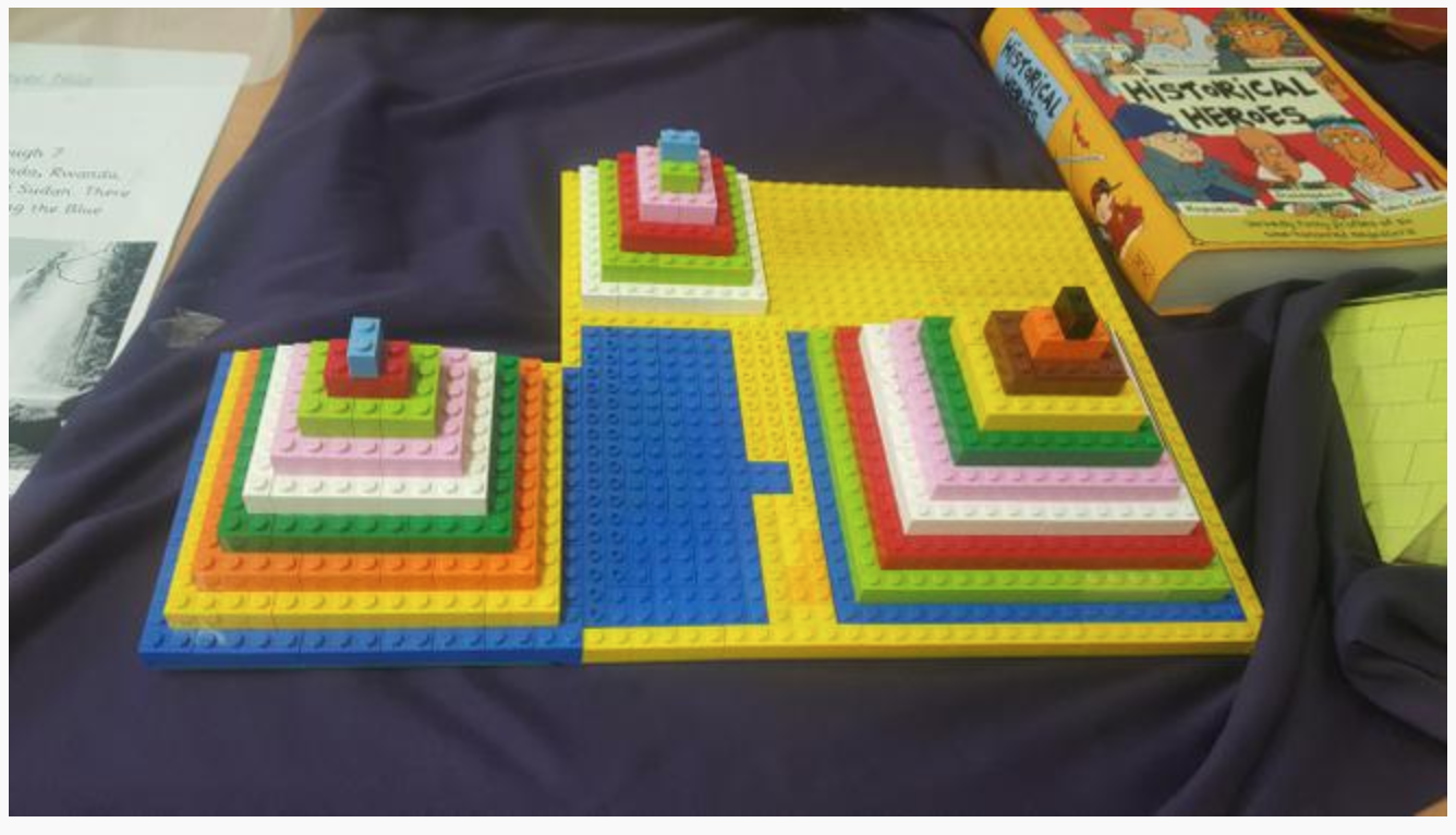 Fabulous lego pyramids!