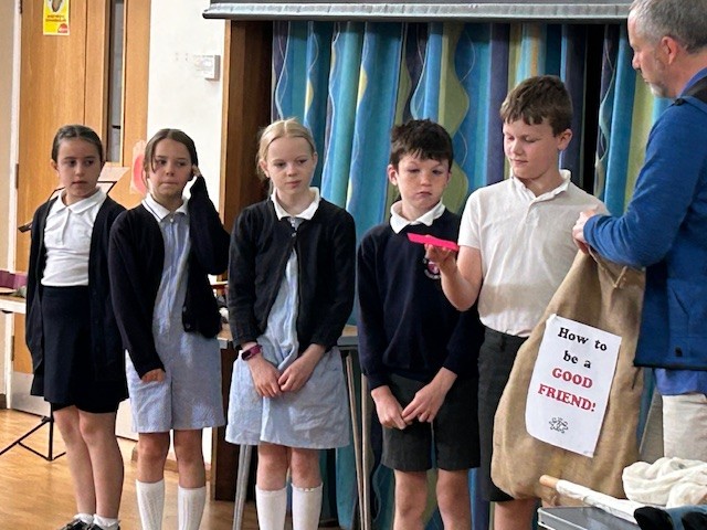 Friendship SPLASH worship