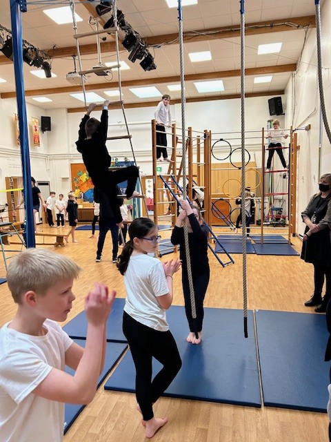 Gymnastics lesson Year 5