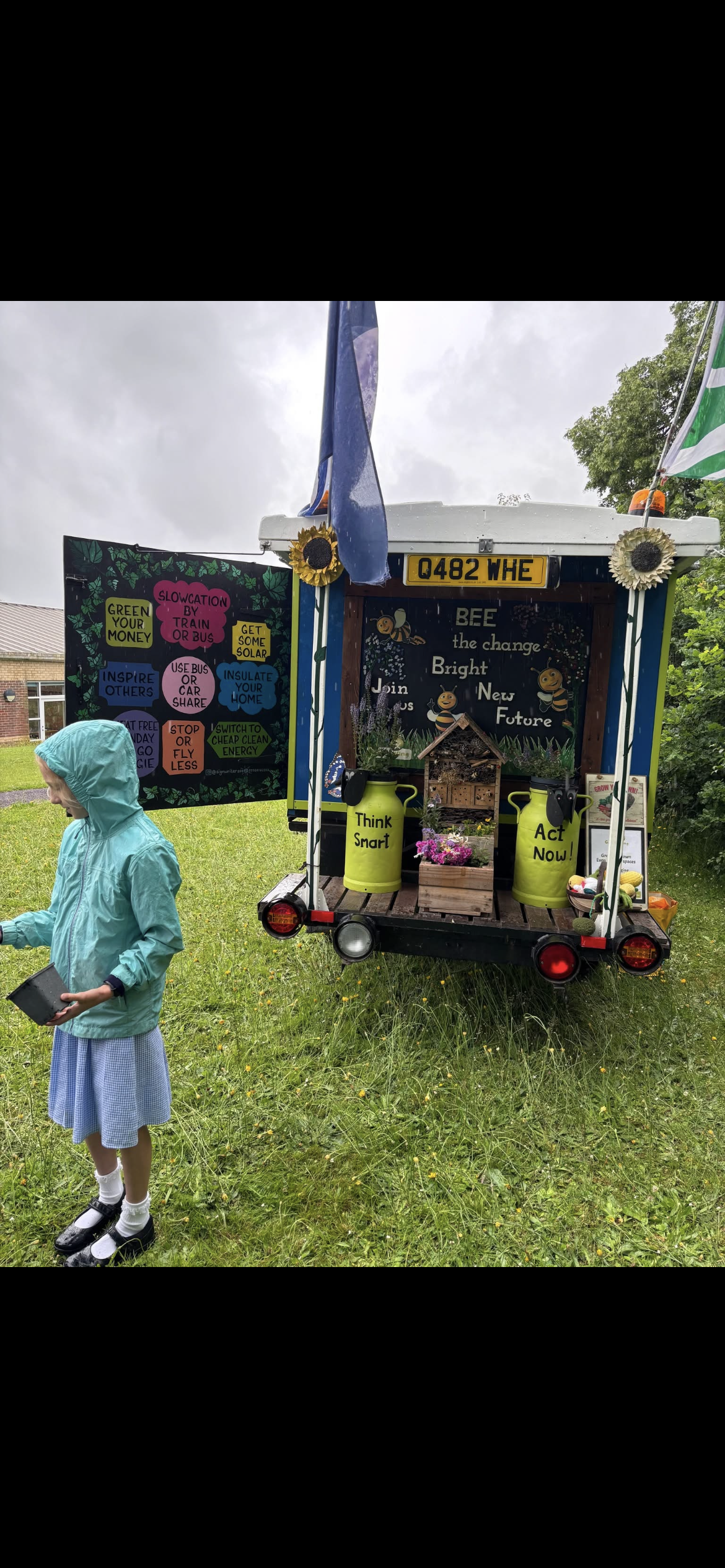 Setting up of the Pollination Station with Sussex Green Living