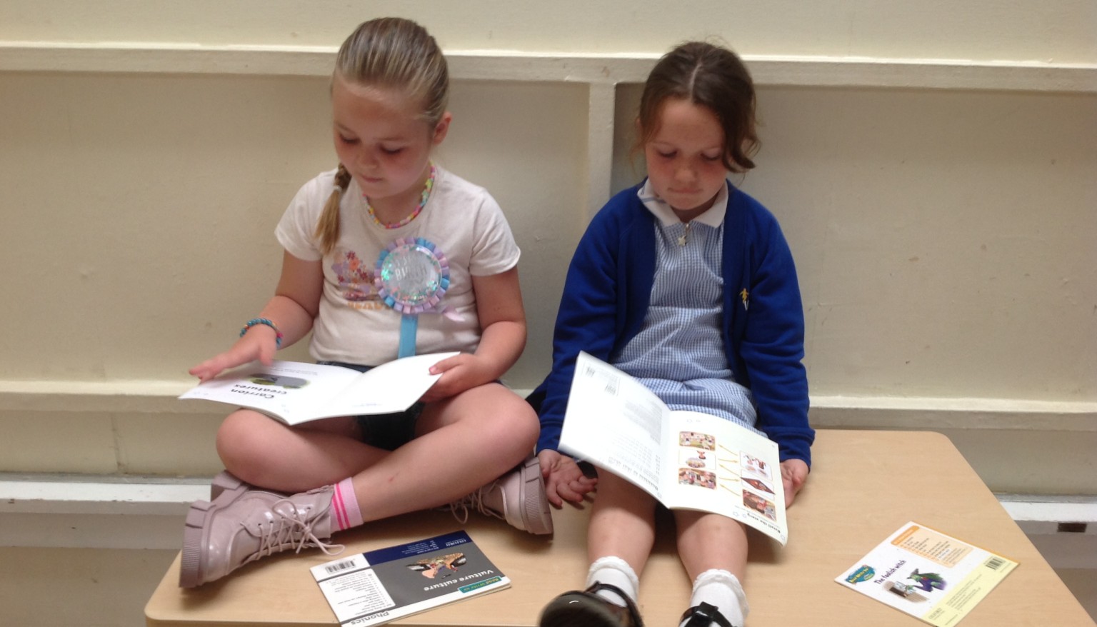 At Widewell, we love to read everywhere!