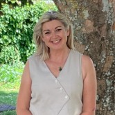 Mrs Jacqui Clark