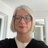  Nicola  Jones