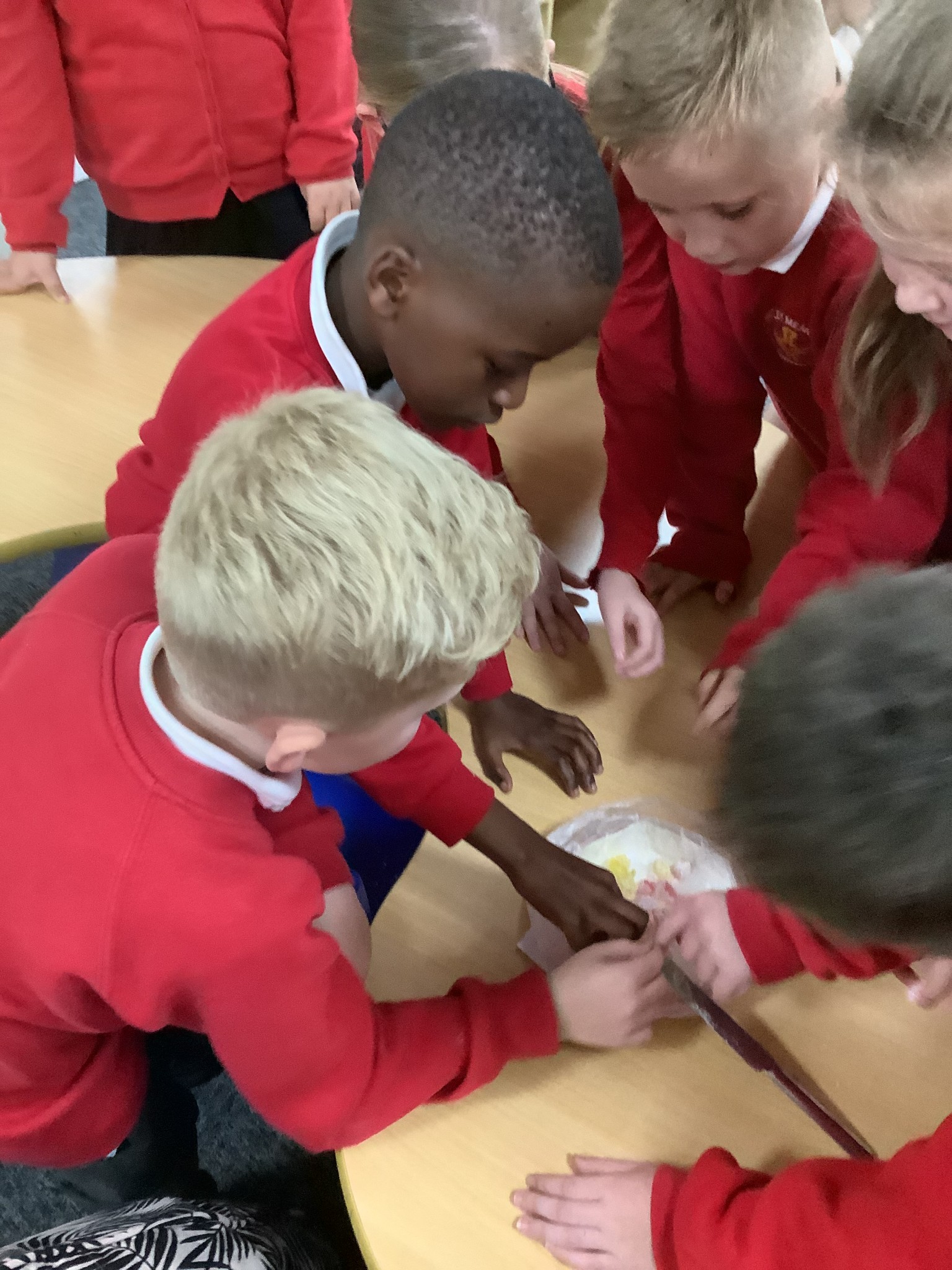 Trying Turkish Delight (The Lion, The Witch and The Wardrobe)