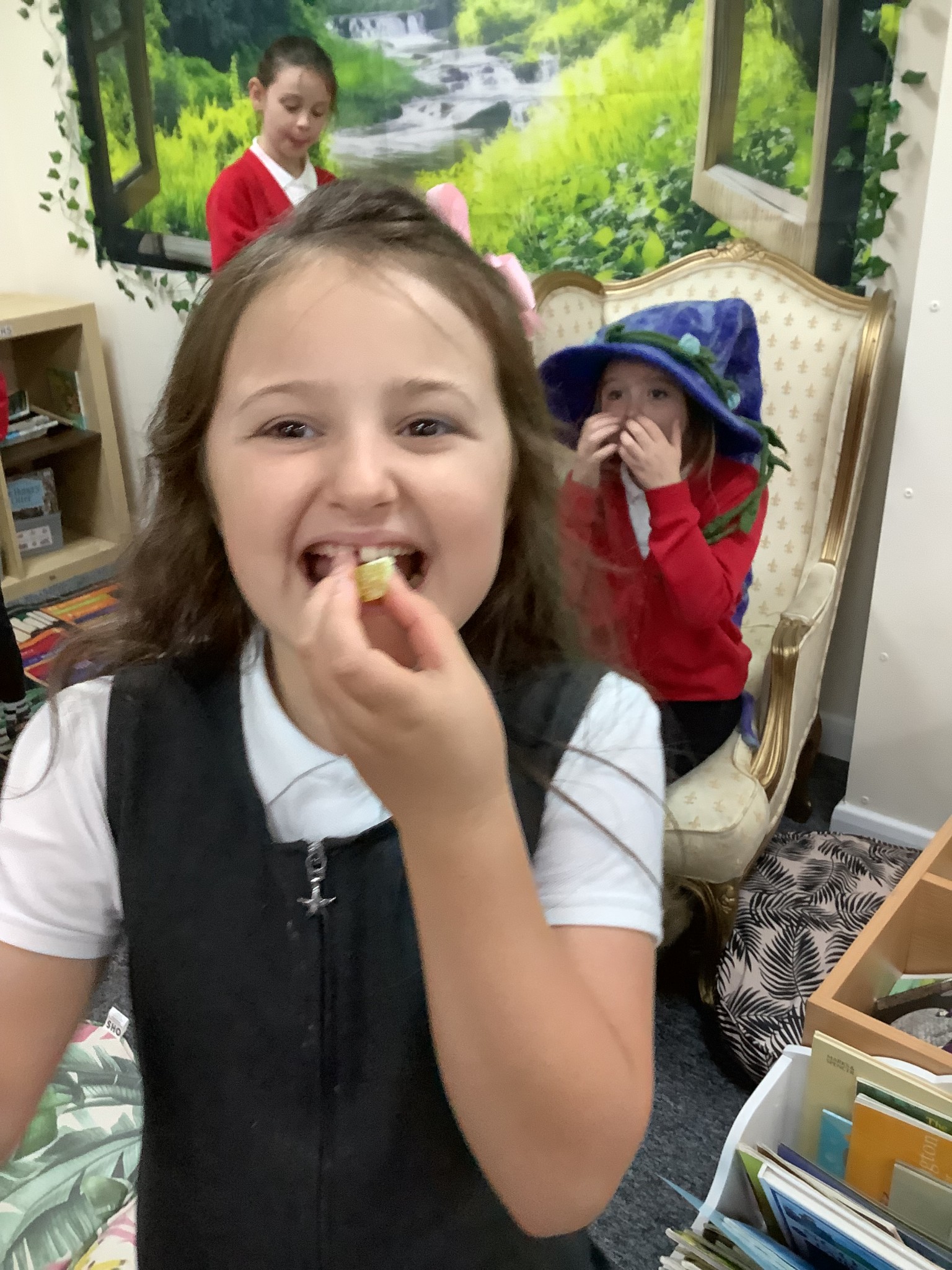 Trying Turkish Delight (The Lion, The Witch and The Wardrobe)