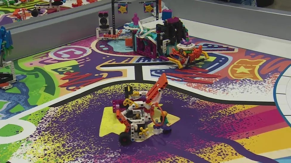 Lego robot 