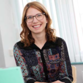 Dr Lorna Longworth